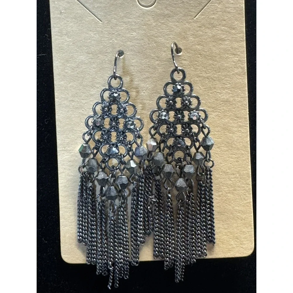 Women's Fashion Tassel Style Dangle Earrings black & gun Metal